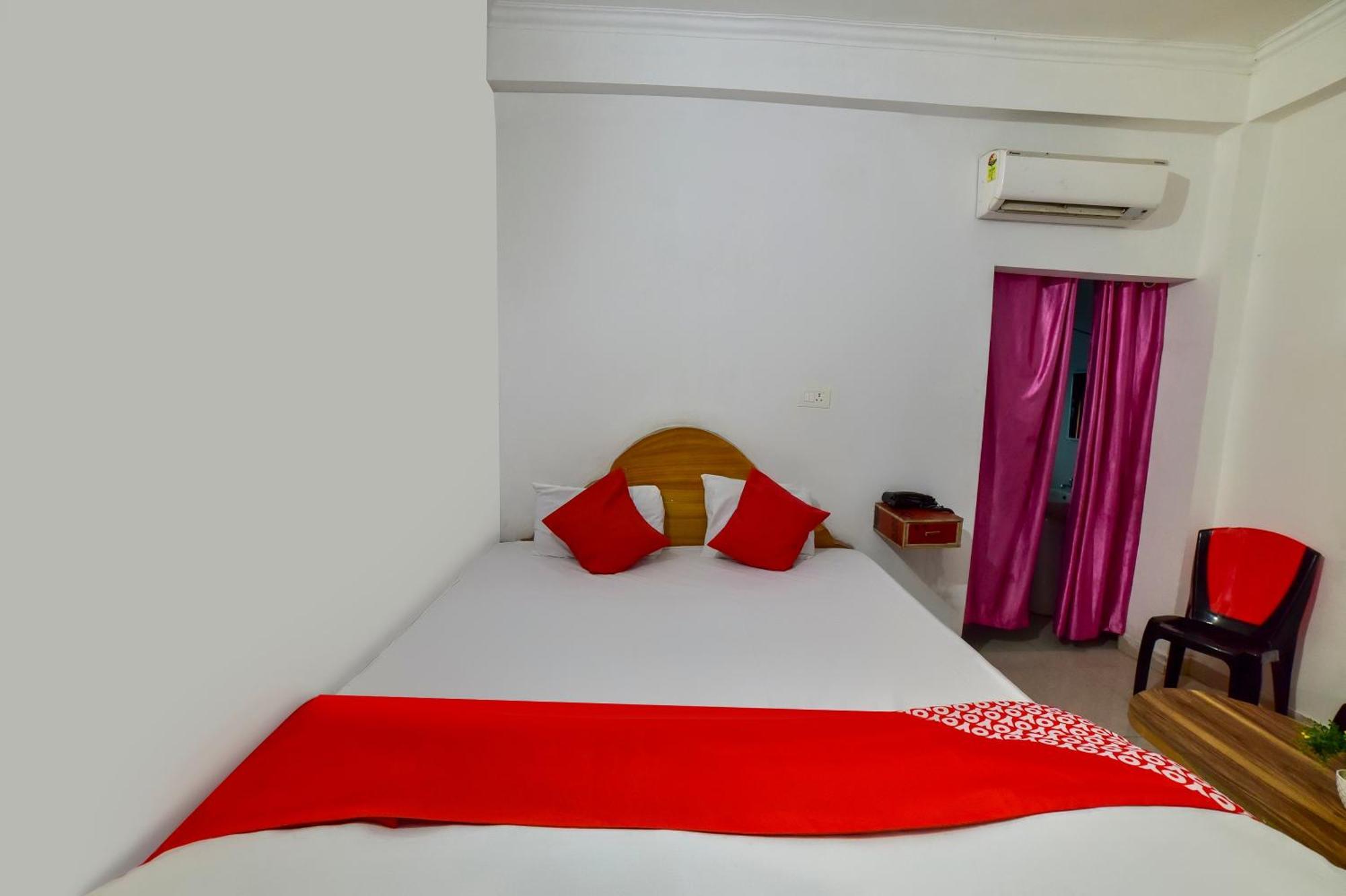 Oyo Flagship Mamta Hotel Hajipur Buitenkant foto